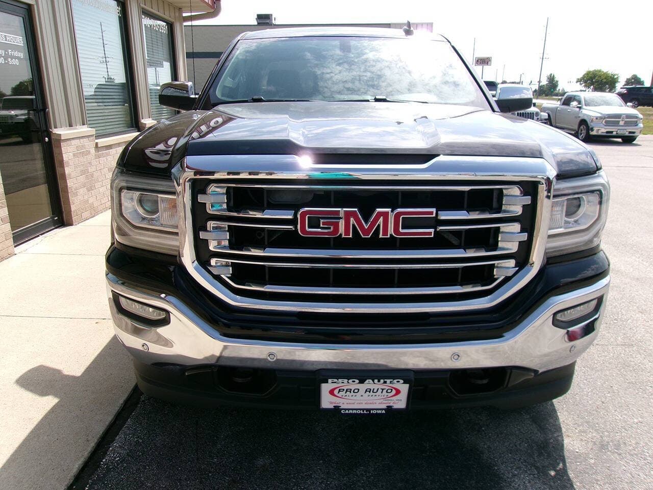 2016 GMC Sierra 1500 — photo 3 of 12