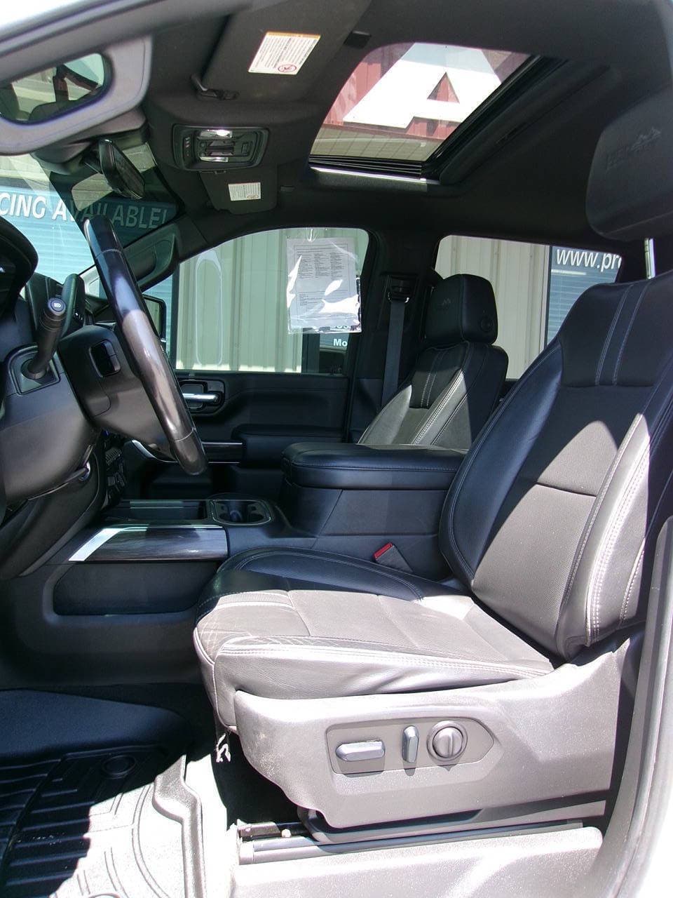 2023 Chevrolet Silverado 2500HD — photo 10 of 12