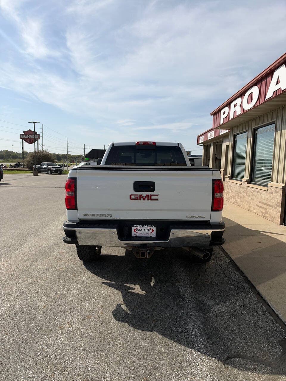 2016 GMC Sierra 2500HD — photo 7 of 8