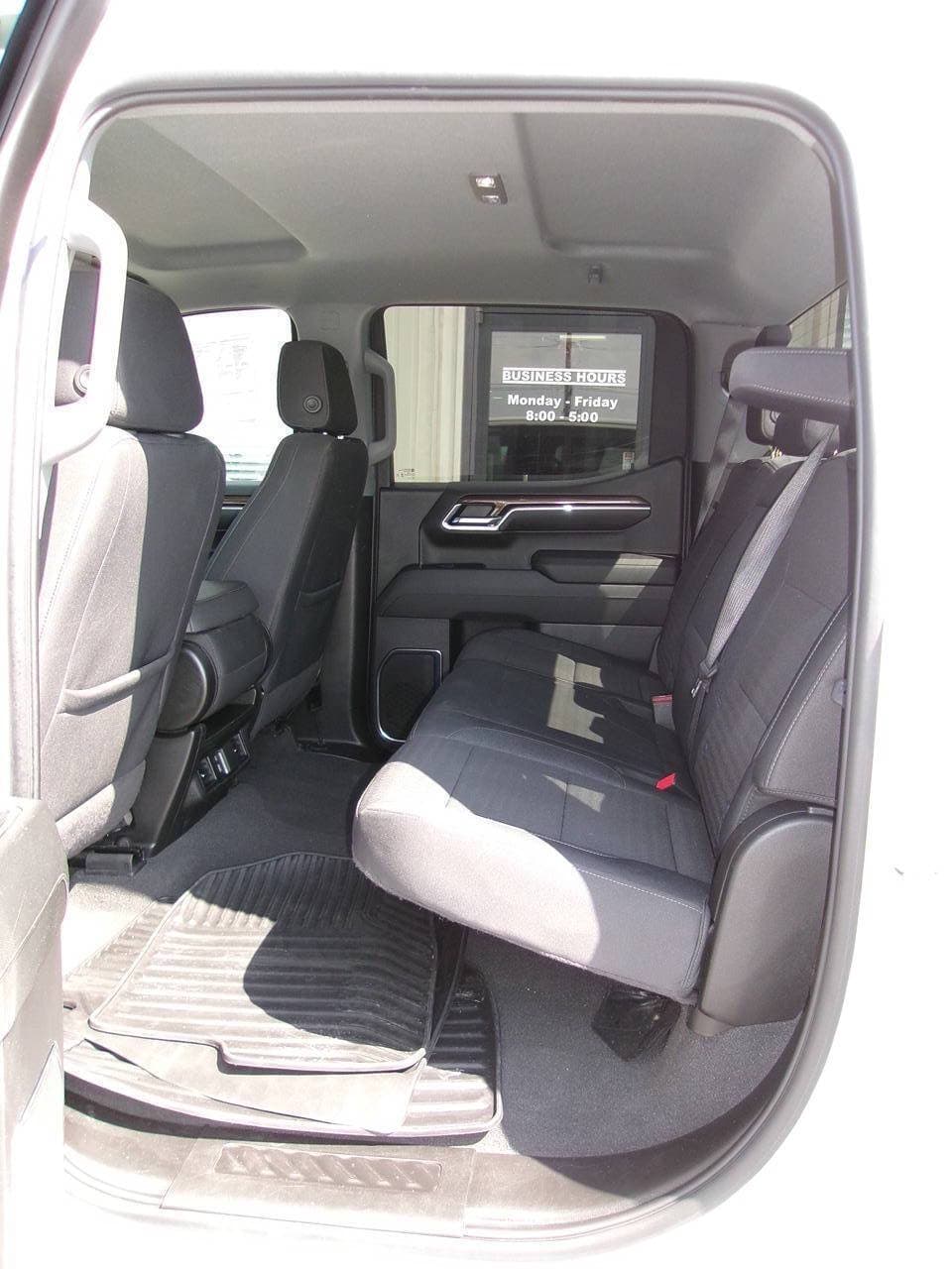2024 Chevrolet Silverado 1500 — photo 19 of 24