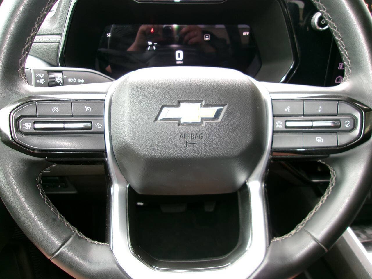 2024 Chevrolet Colorado — photo 12 of 21