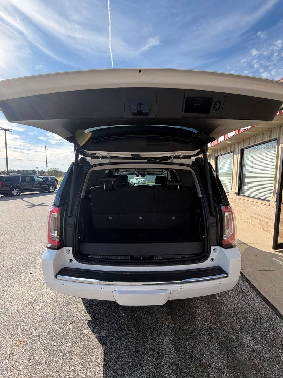 2019 GMC Yukon — photo 14 of 16