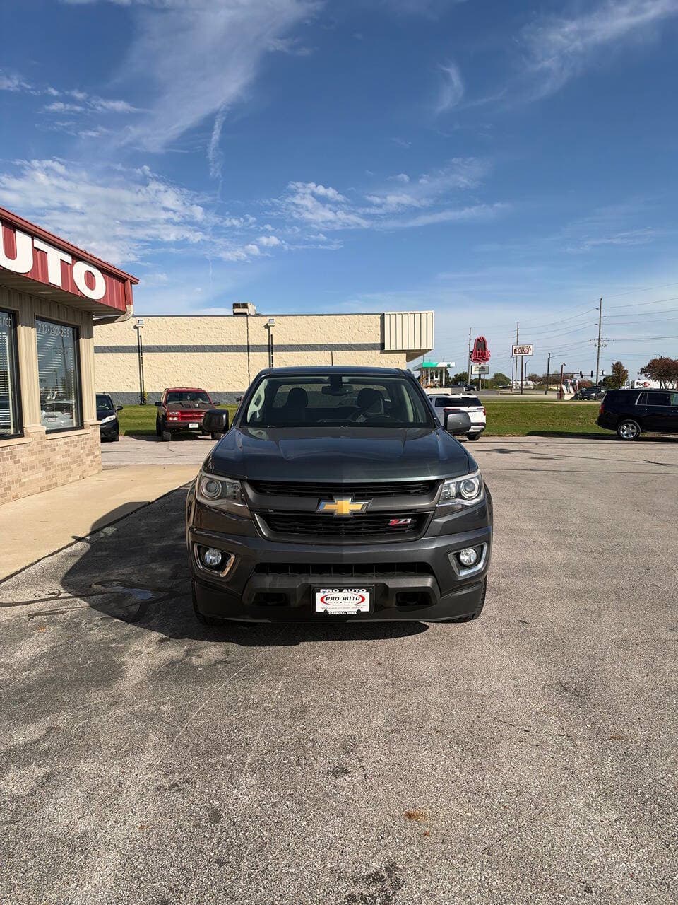 2015 Chevrolet Colorado — photo 2 of 12