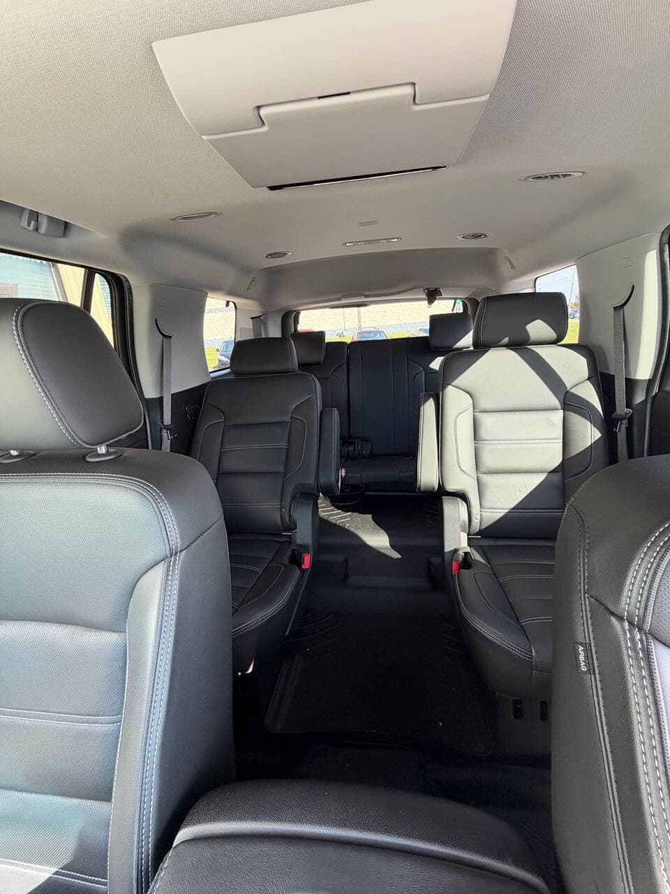 2019 GMC Yukon — photo 9 of 16