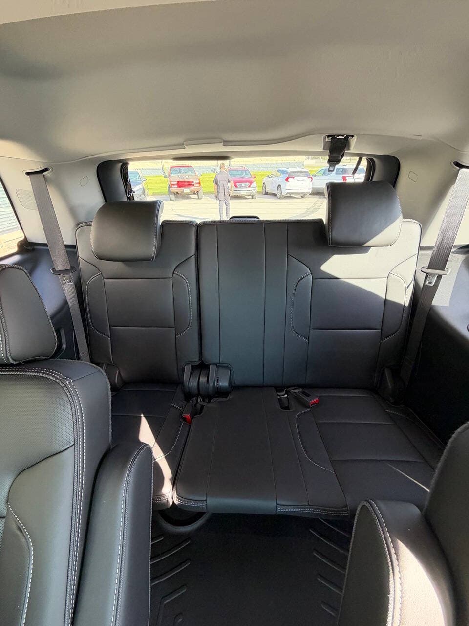 2019 GMC Yukon — photo 12 of 16