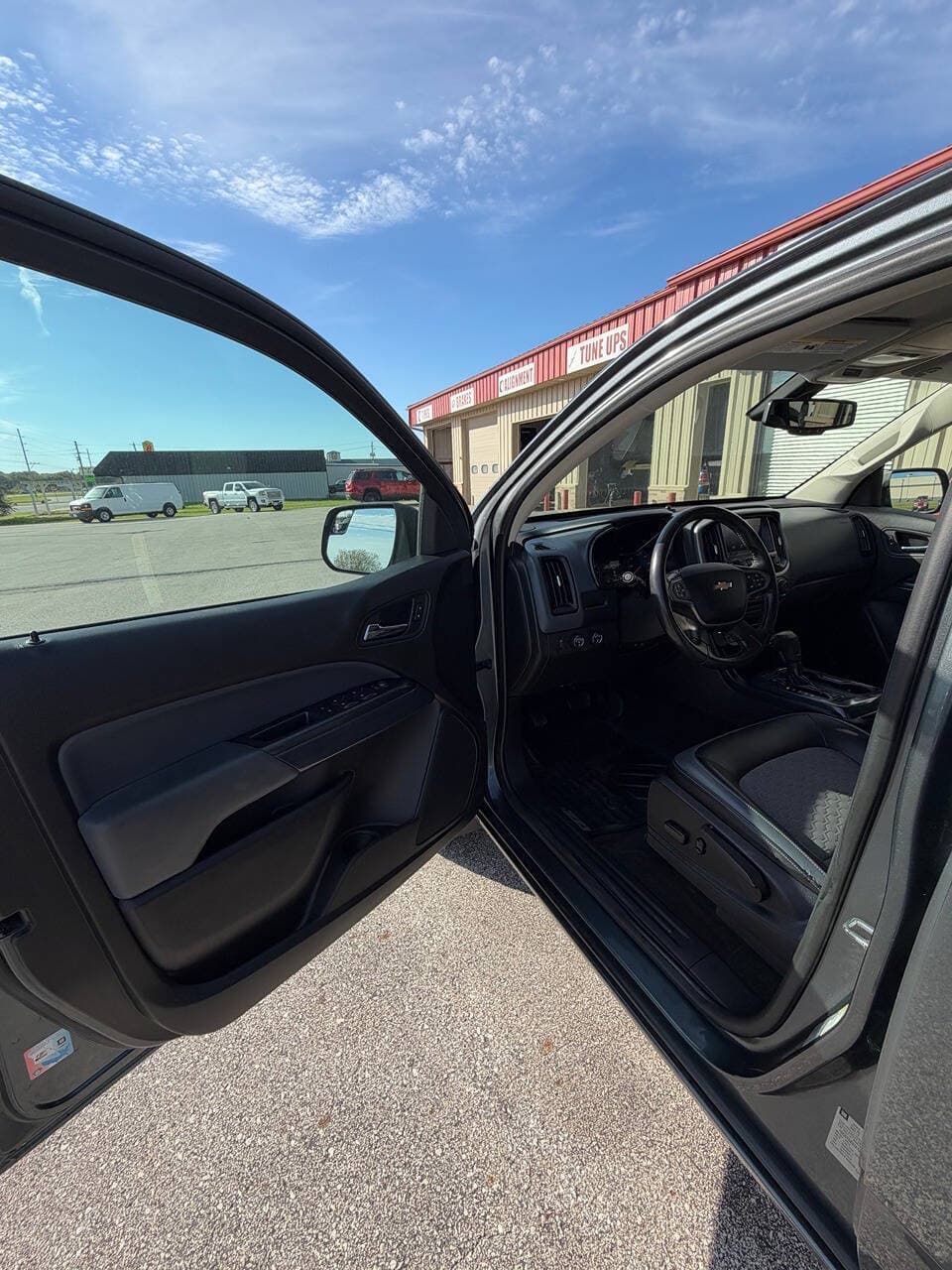 2015 Chevrolet Colorado — photo 5 of 12