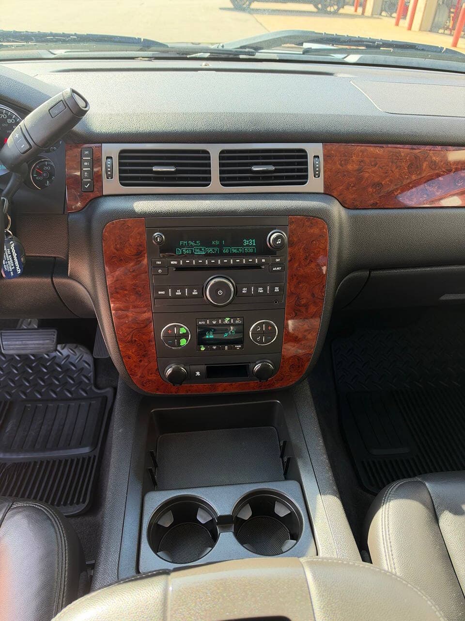 2010 Chevrolet Silverado 1500 — photo 7 of 12
