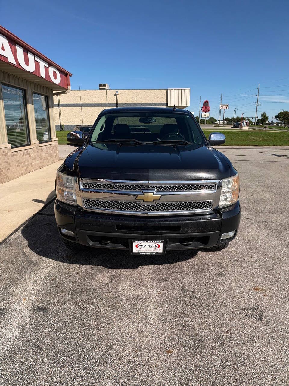 2010 Chevrolet Silverado 1500 — photo 3 of 12