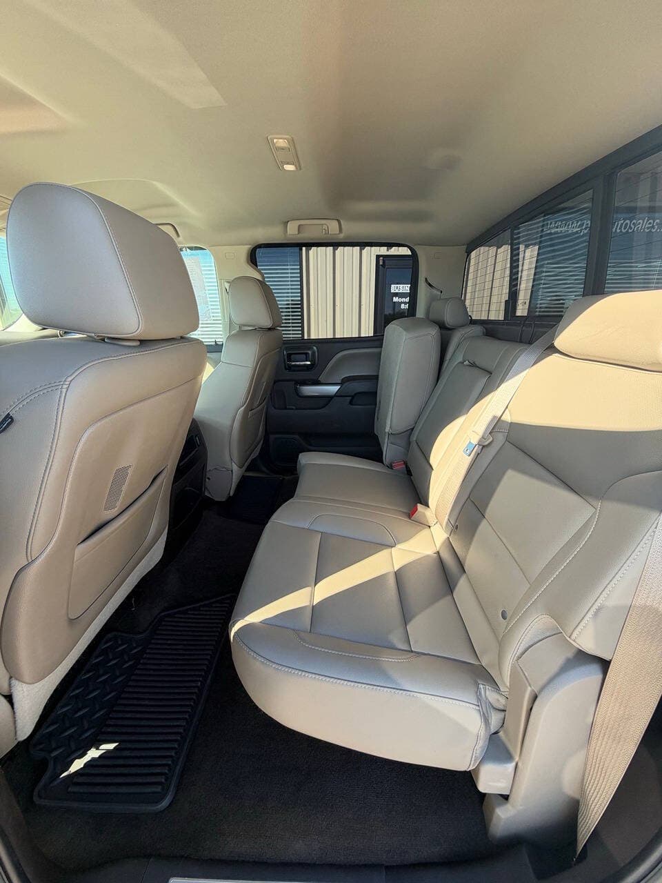 2015 Chevrolet Silverado 2500HD — photo 14 of 15