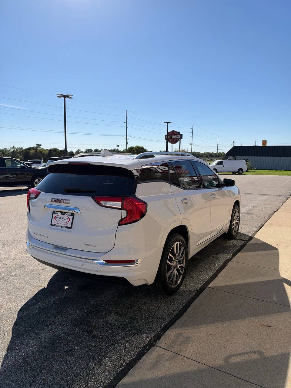 2024 GMC Terrain — photo 5 of 17