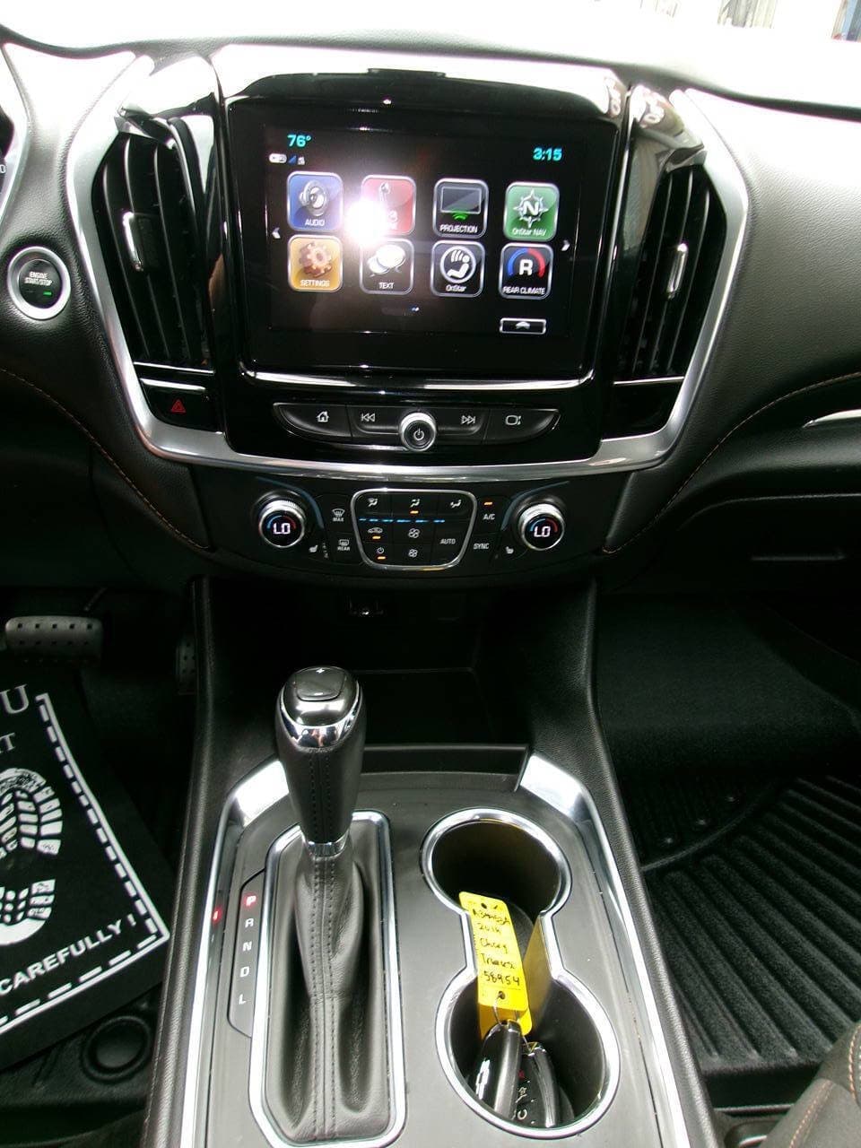 2019 Chevrolet Traverse — photo 13 of 25