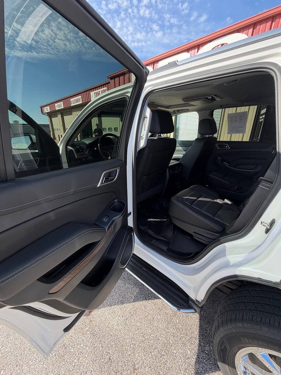 2019 GMC Yukon — photo 10 of 16
