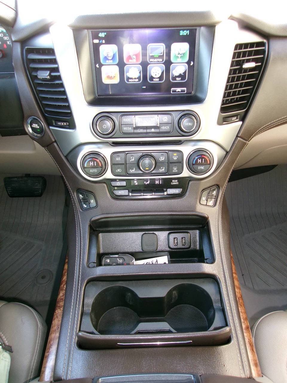 2019 Chevrolet Suburban Premier - Photo 12