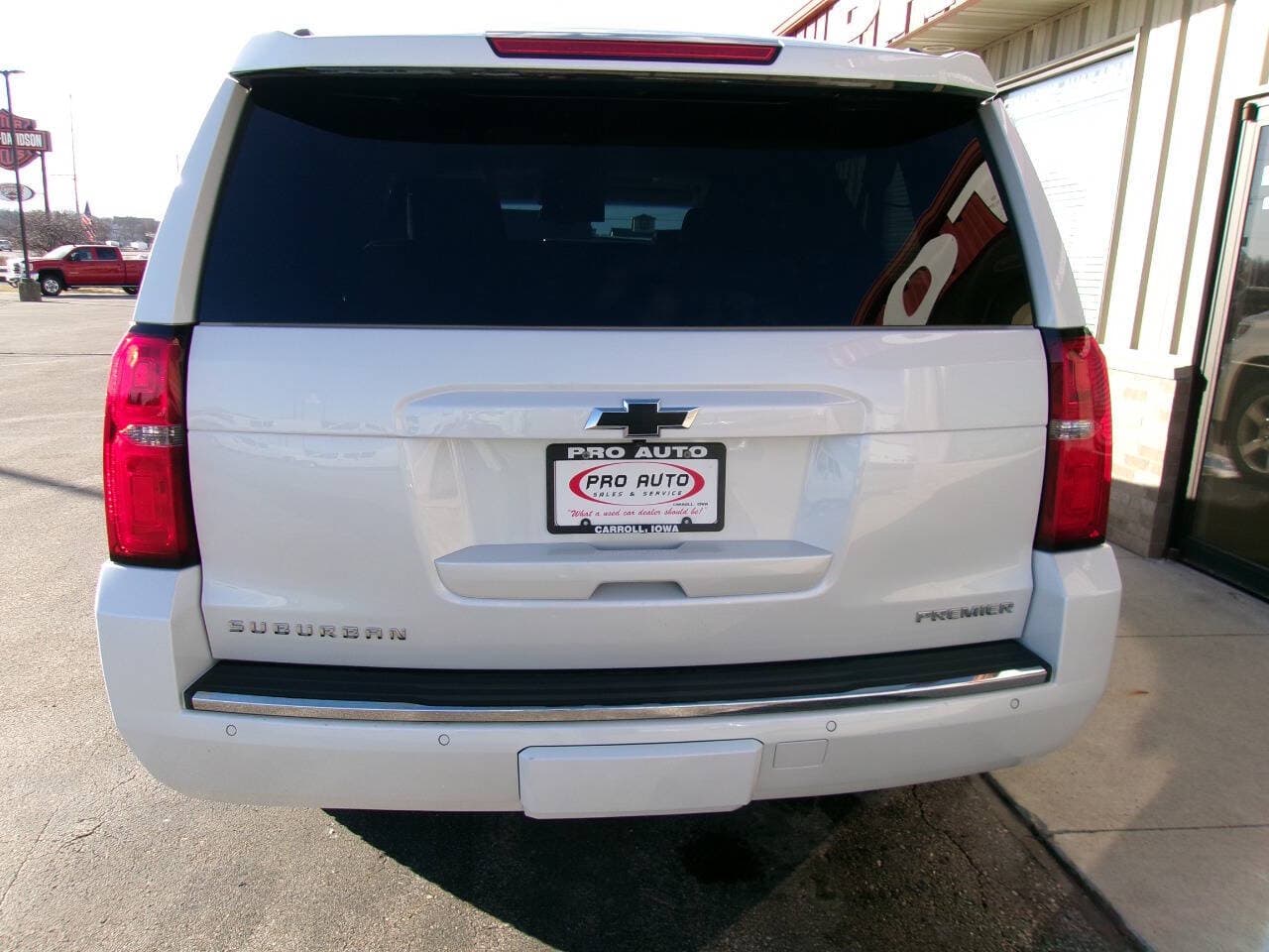 2019 Chevrolet Suburban Premier - Photo 6