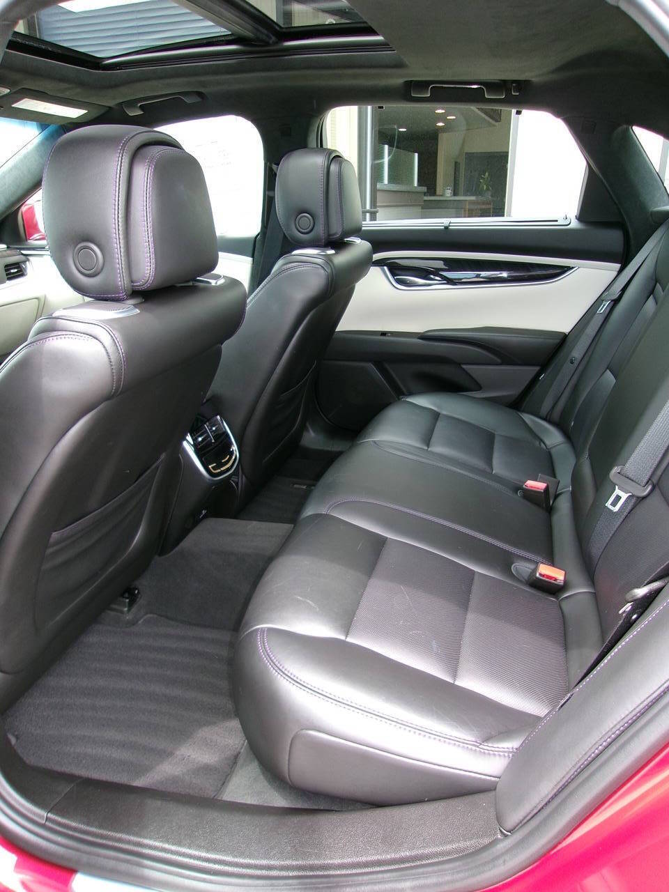 2013 Cadillac XTS Platinum Collection - Photo 16