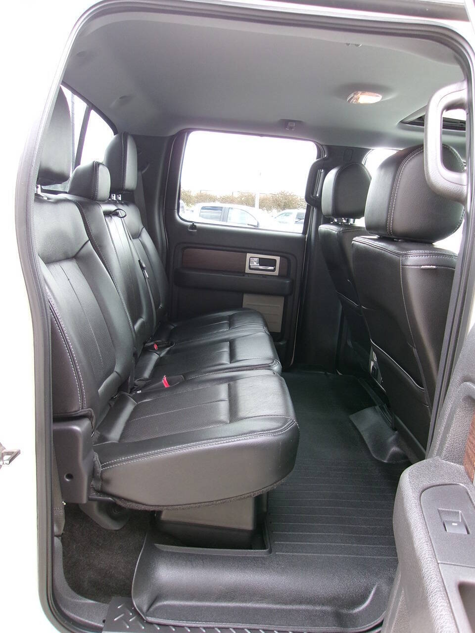 2014 Ford F-150 Lariat - Photo 20