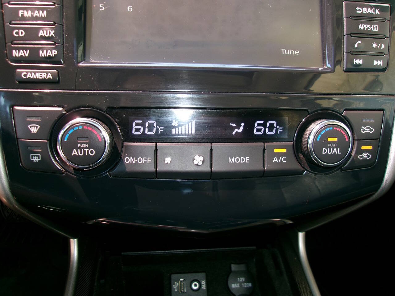 2014 Nissan Altima SL - Photo 14