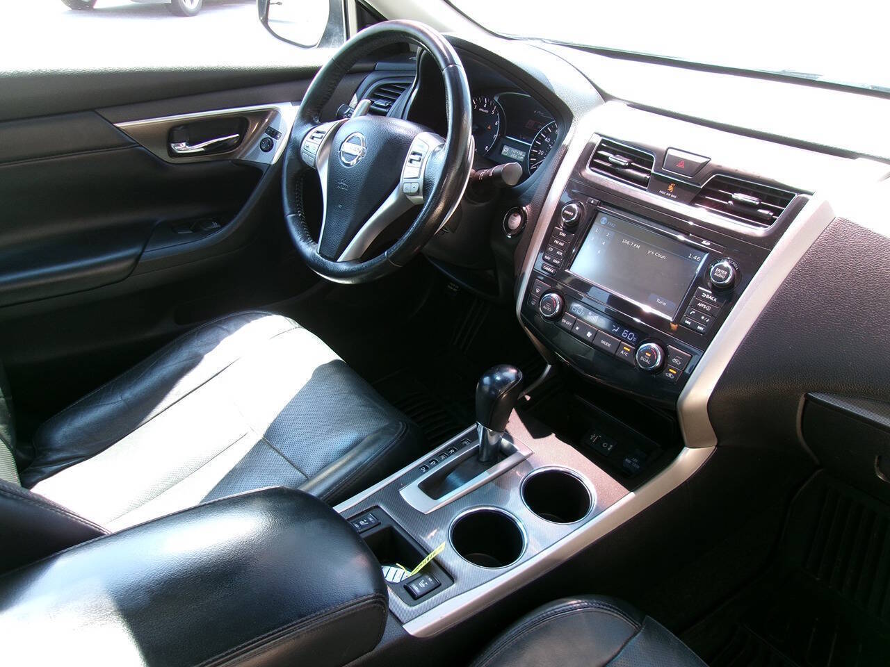 2014 Nissan Altima SL - Photo 21