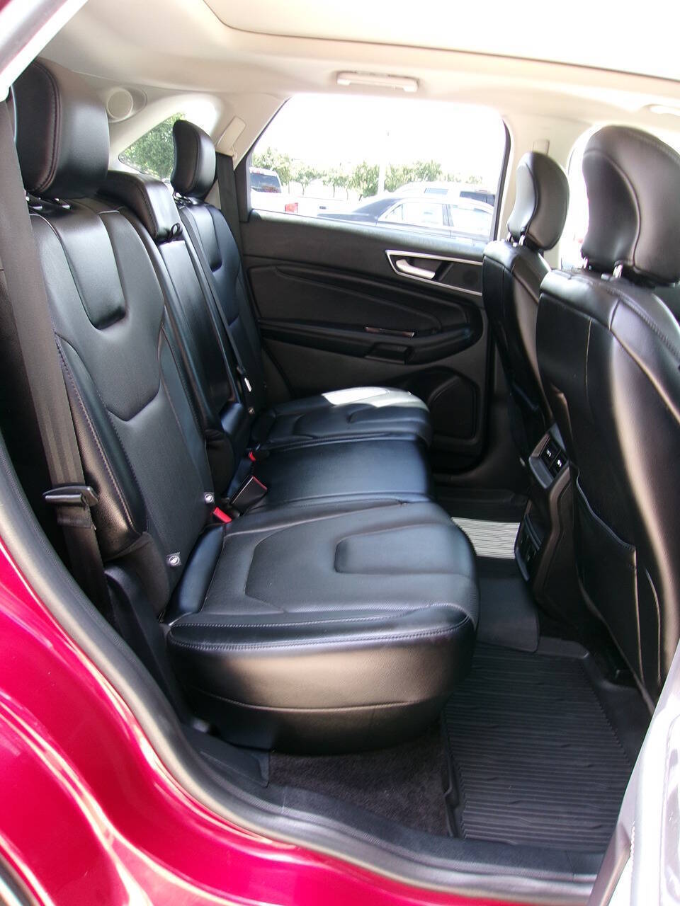 2017 Ford Edge