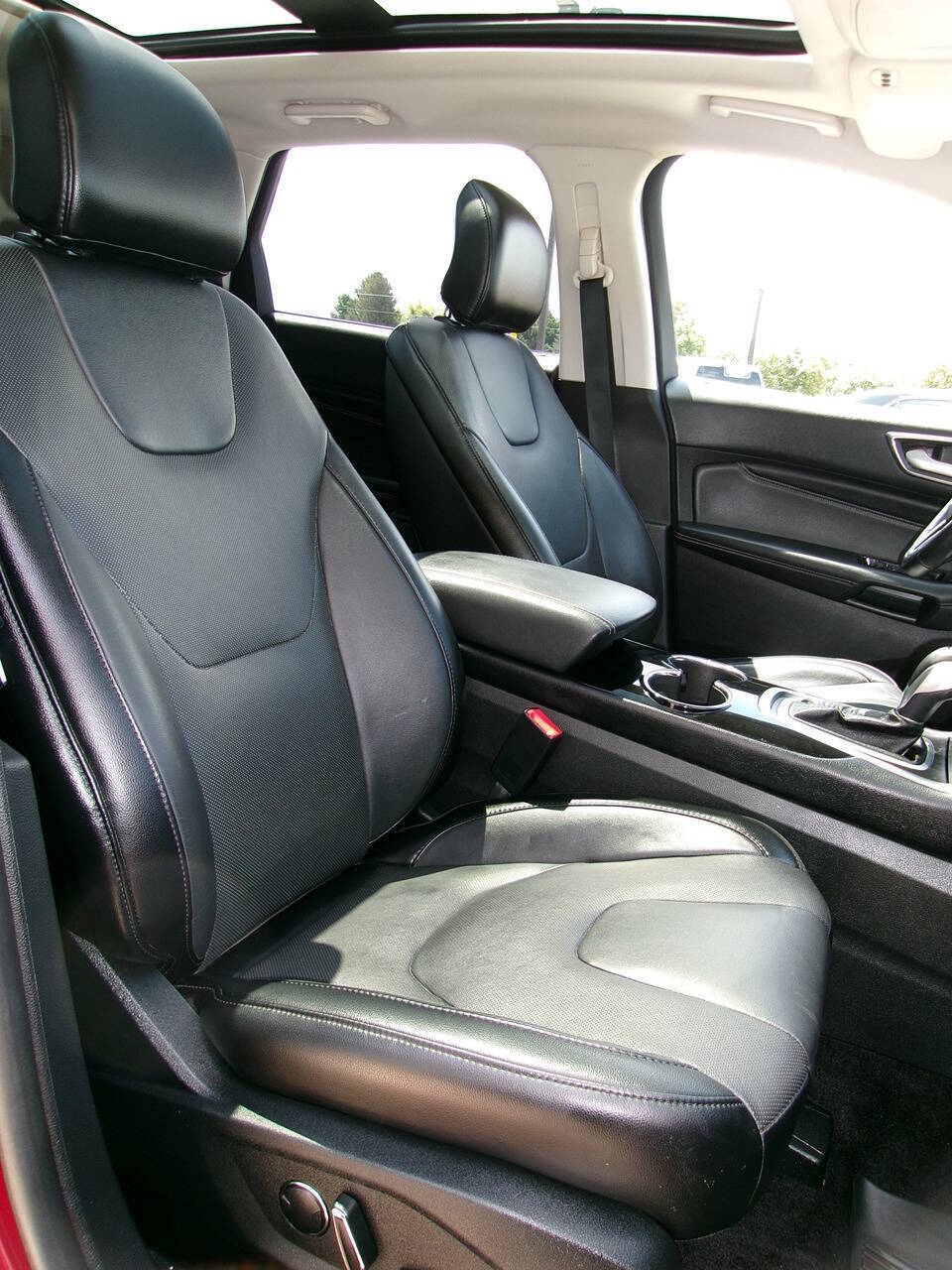 2017 Ford Edge