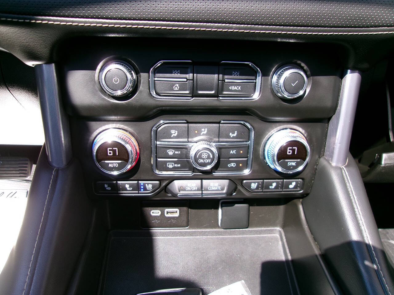 2022 GMC Yukon XL