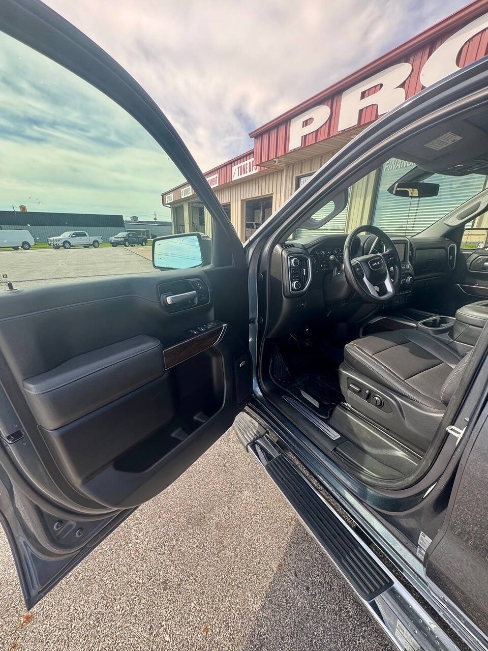 2022 GMC Sierra 1500 Limited