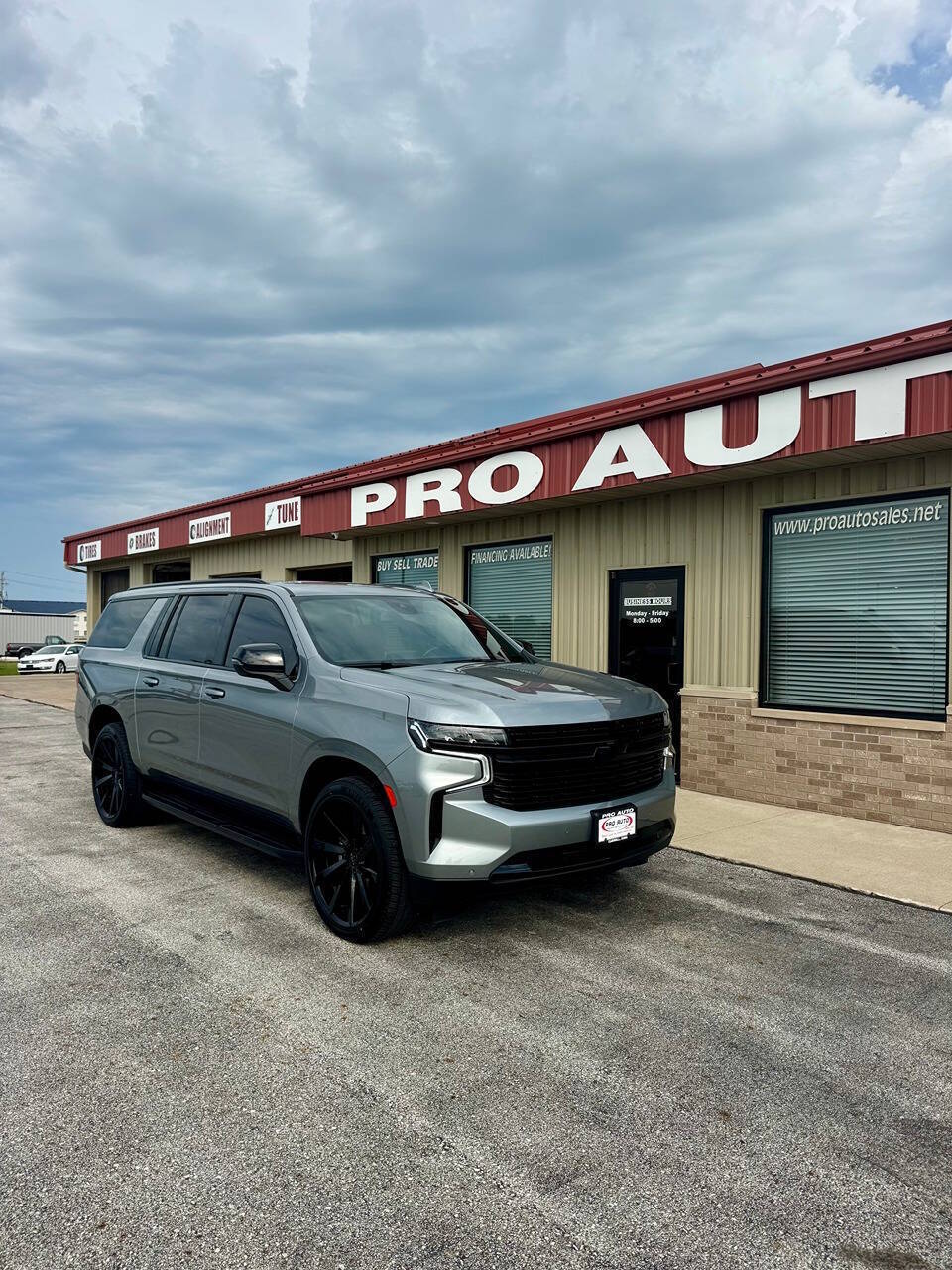 2023 Chevrolet Suburban
